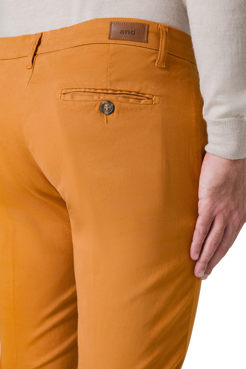 PANTALONE CHINOS