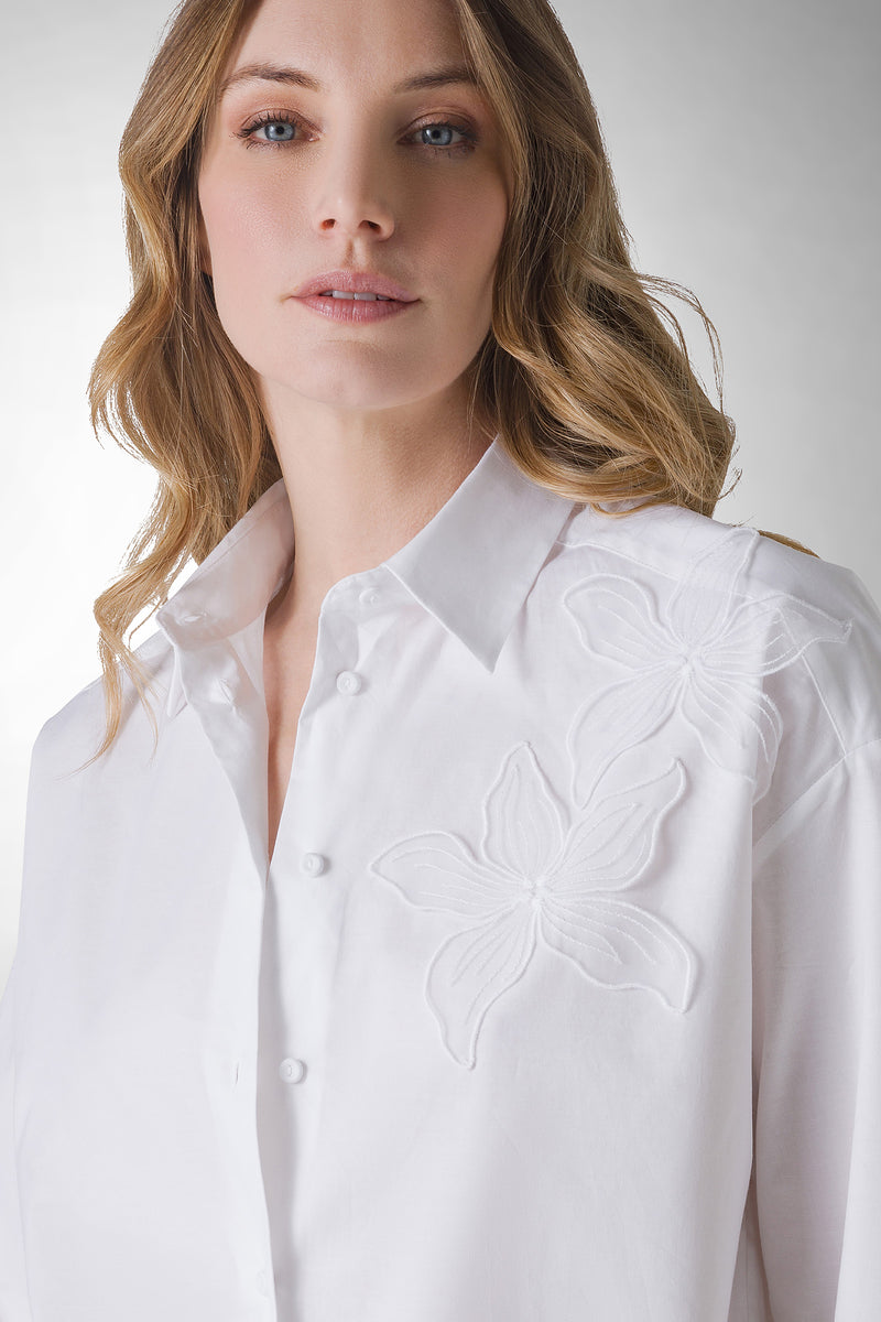 CAMICIA MANICA LUNGAC.PUNTA APPLICAZIONE FIORE SU