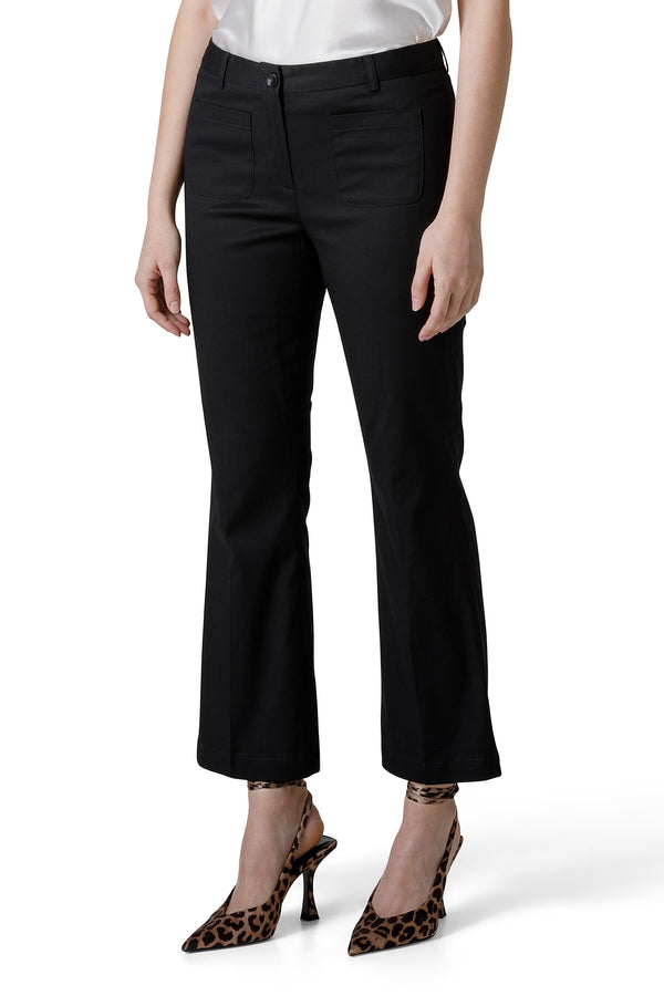PANTALONE A ZAMPA CON TASCHE APPLICATE