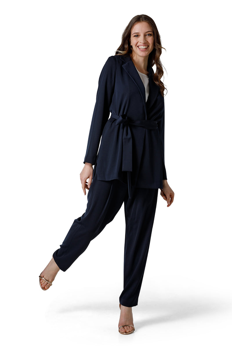 PANTALONE CON PIEGA DAVANTI